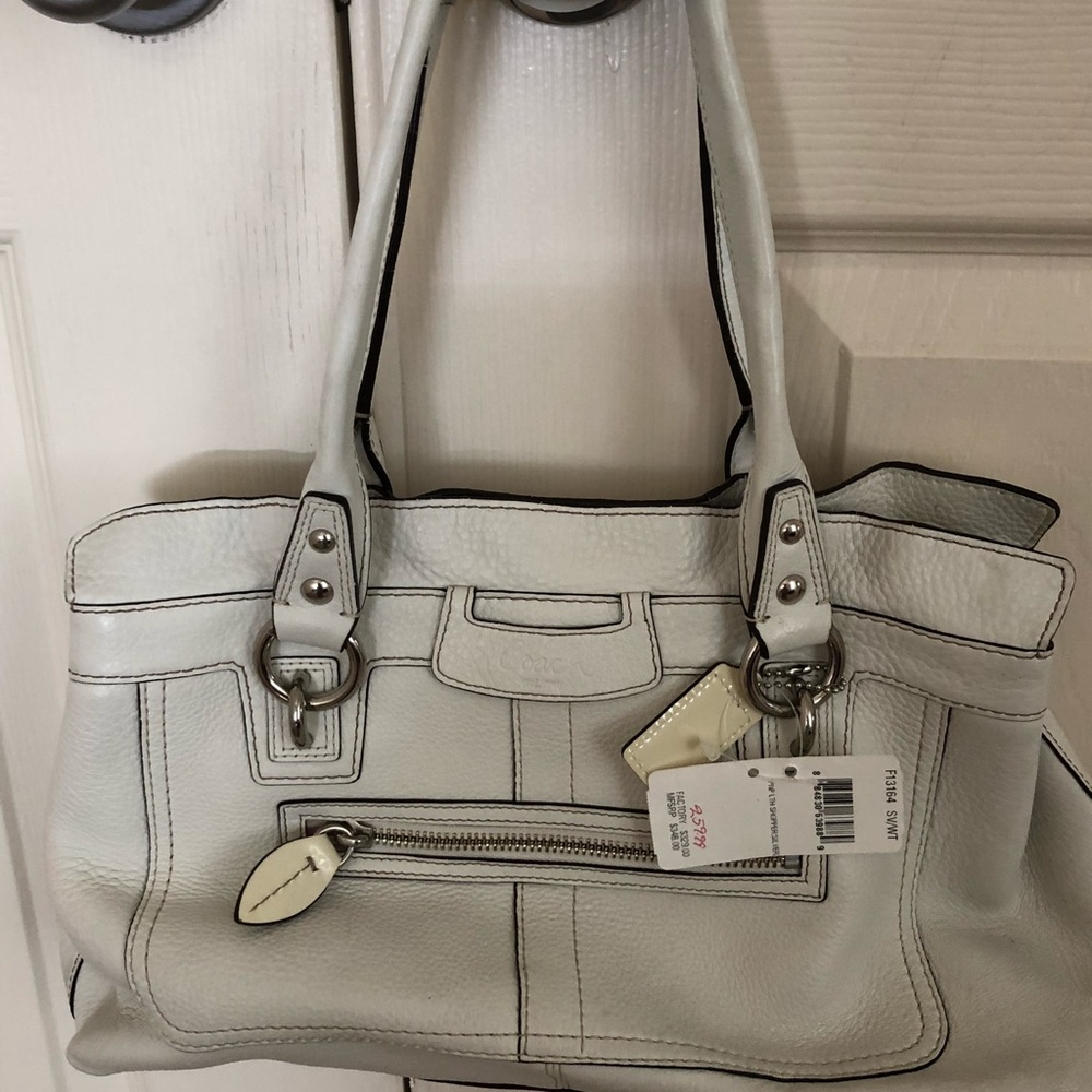 Authentic coach handbag,  no damage or scratches